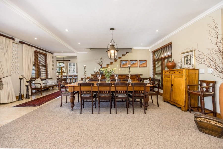 5 Bedroom Property for Sale in Klein Zevenwacht Western Cape